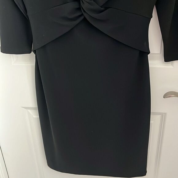 Boston Proper Twist Front Stretch Fabric Body Flattering SZ 12 - Picture 3 of 9